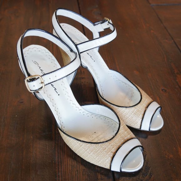 Bettye Muller Heel Size 40/9.5 - Picture 1 of 9